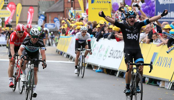 Elia Viviani wins Britain Tour stage 1